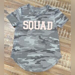Grayson Social girls Camo t-shirt sz: XS